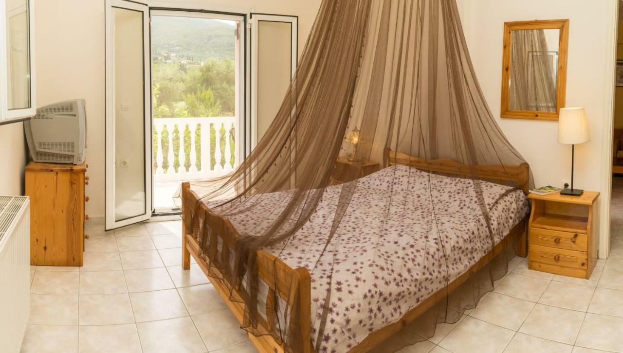 Ferienwohnung 2 Bed House With Mountain View Alykes  Exterior foto