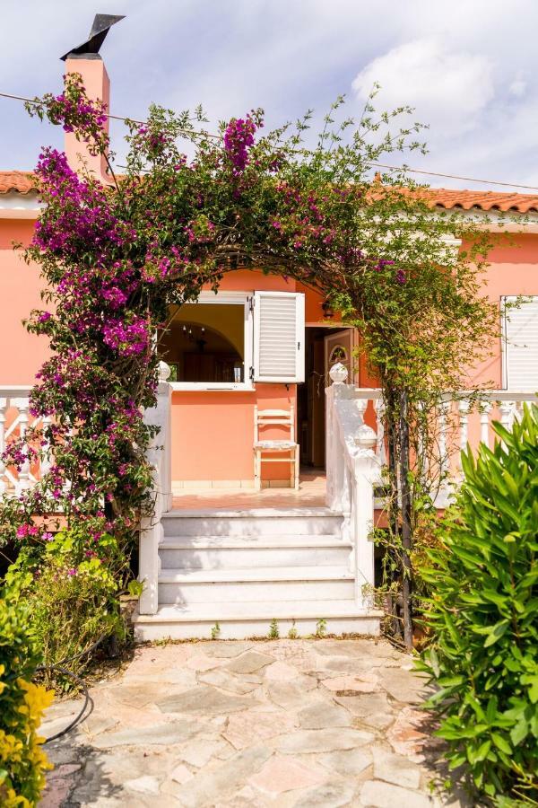 Ferienwohnung 2 Bed House With Mountain View Alykes  Exterior foto